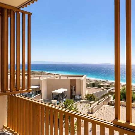 Sun Lit Sea View Apartment-green Coast 104c Appartement Himarë